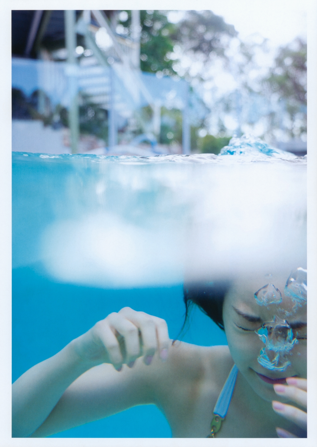 Photobook Miru Shiroma 白間美瑠 LOVE RUSH 0046 3396342747.jpg