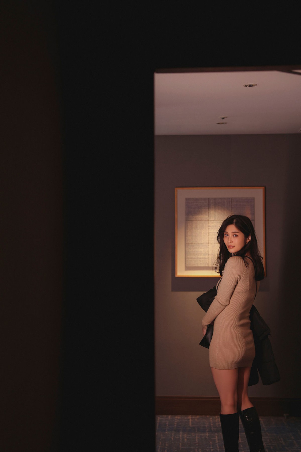 FRIDAY Digital Photobook 2023 02 10 Rin Takahashi 高橋凛 In A Suite Room With An I Cup Beauty Vol 2 0001 7080521316.jpg