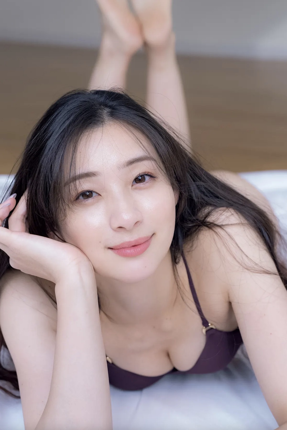 FRIDAY 2023.02.02 Rika Adachi 足立 梨花 – Love Hip Line