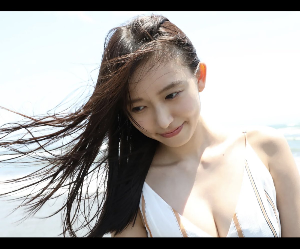 FRIDAY Digital Photobook Shida Nene 志田音々 Pure Sexy 0054 0571068173.jpg