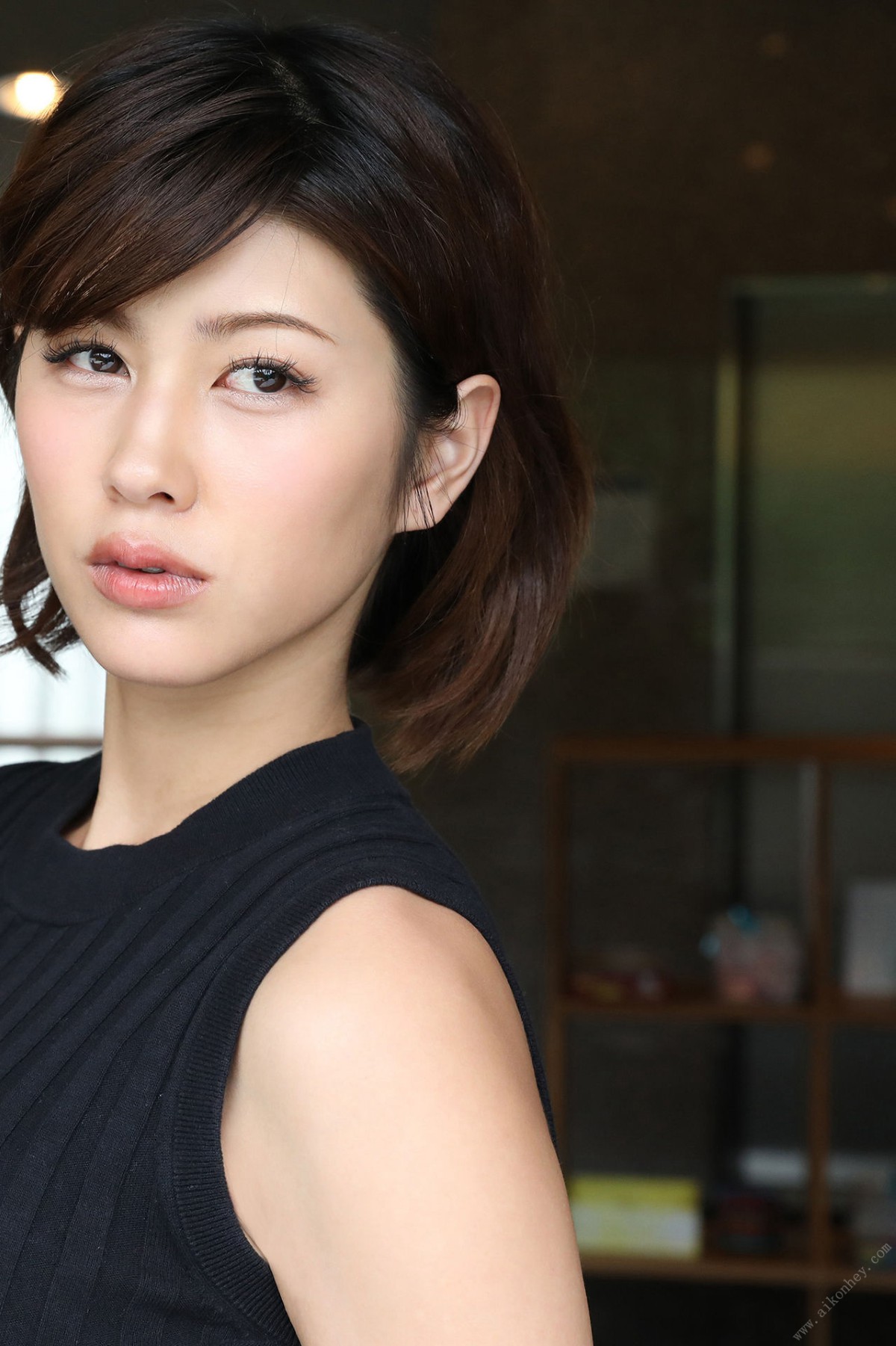 Post Digital Photo 2019 08 19 Suzume Mino 美乃すずめ Mino Woman Of Kobe 0026 6032138225.jpg