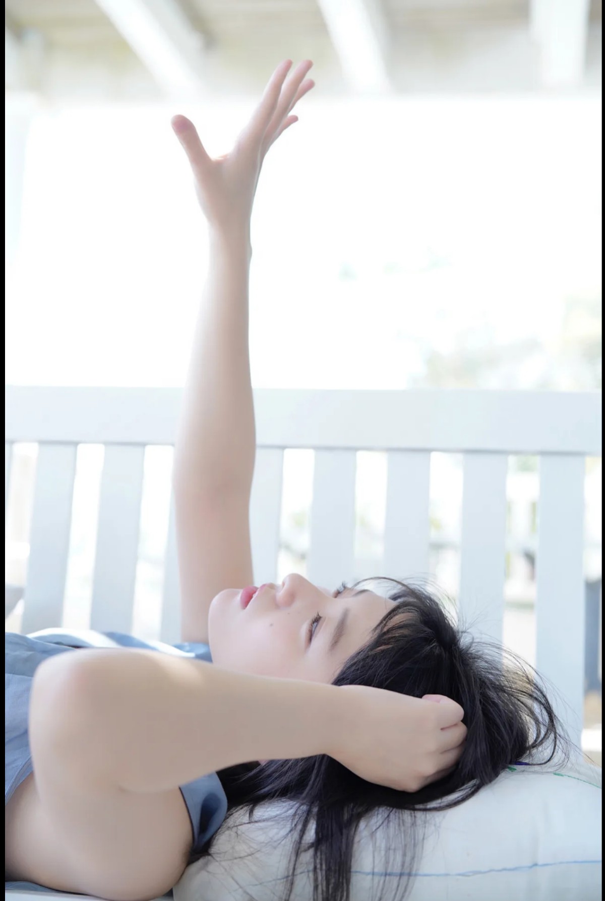 FRIDAYデジタル写真集 Hazuki Tsubasa 葉月つばさ Dangerous Baby Face Blue Full Version 0017 4152396678.jpg