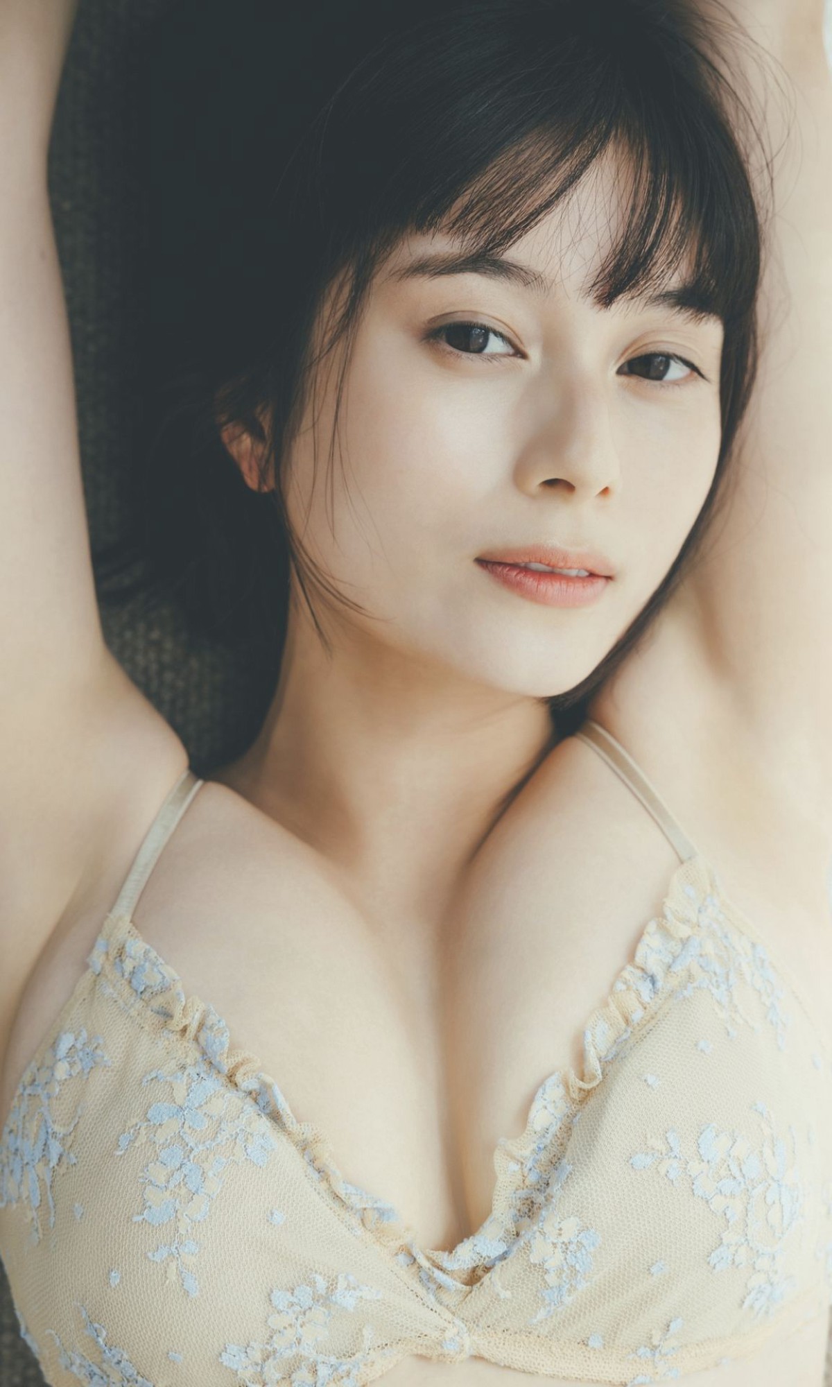 Weekly Photobook Sakurako Okubo 大久保桜子 Dearest 0020 9084824046.jpg