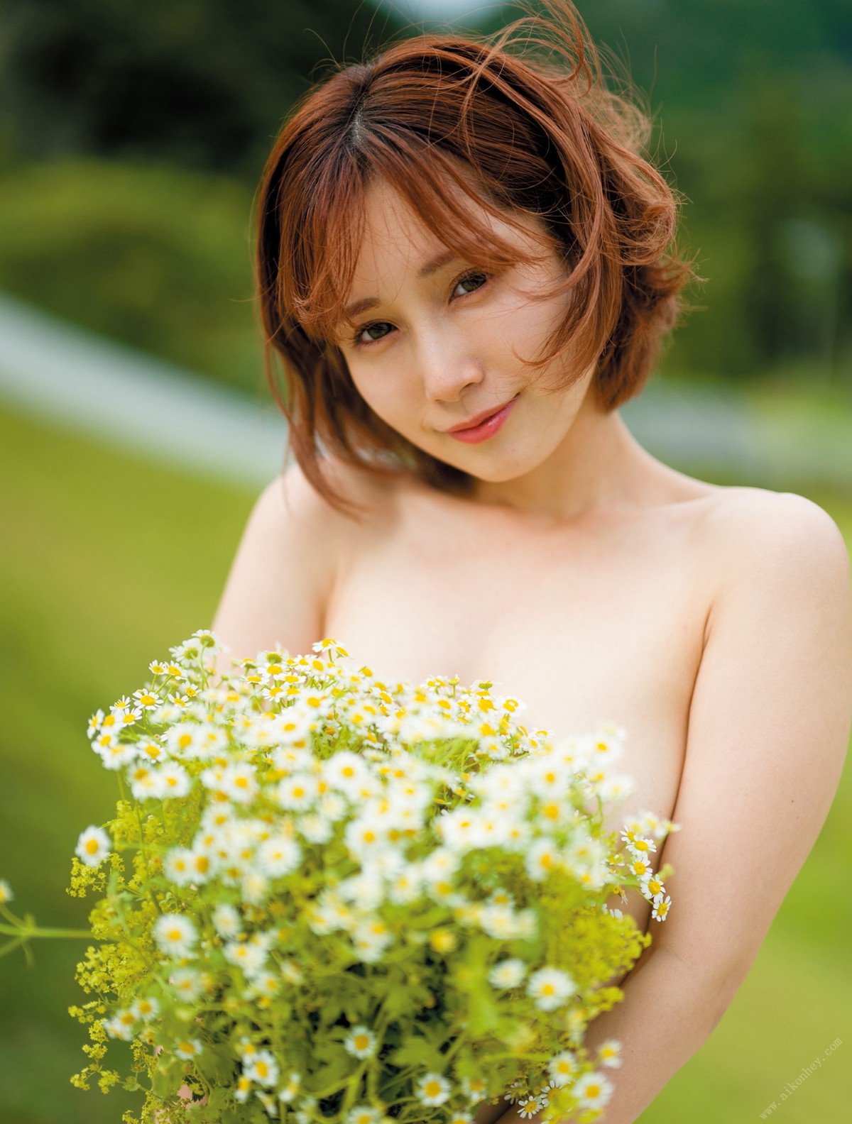 Photobook 2022 10 31 Minami Kojima 小島みなみ Progress Full 0035 9388531081.jpg