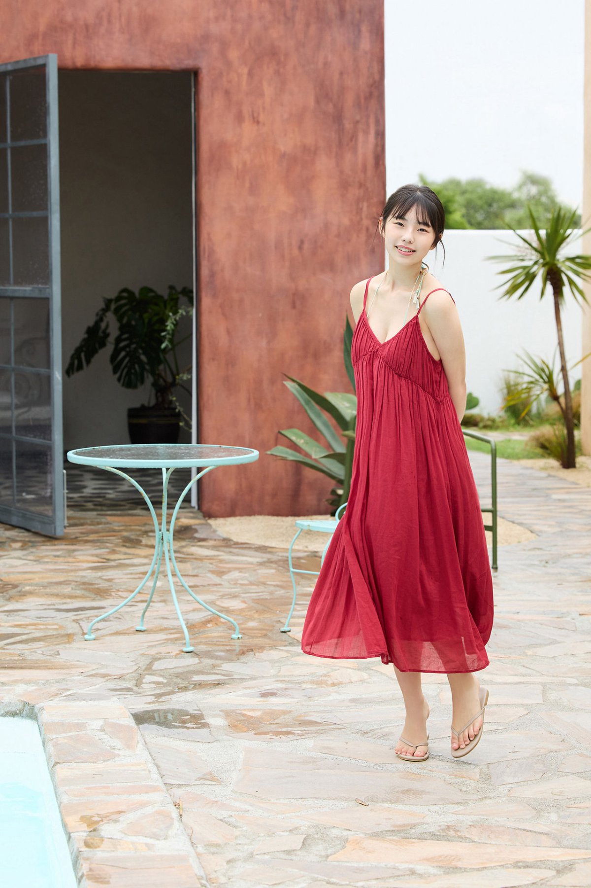 Photobook 菊地姫奈 夏がやってきた 大ボリューム100ページ FRIDAYデジタル写真集 0016 7089483365.jpg