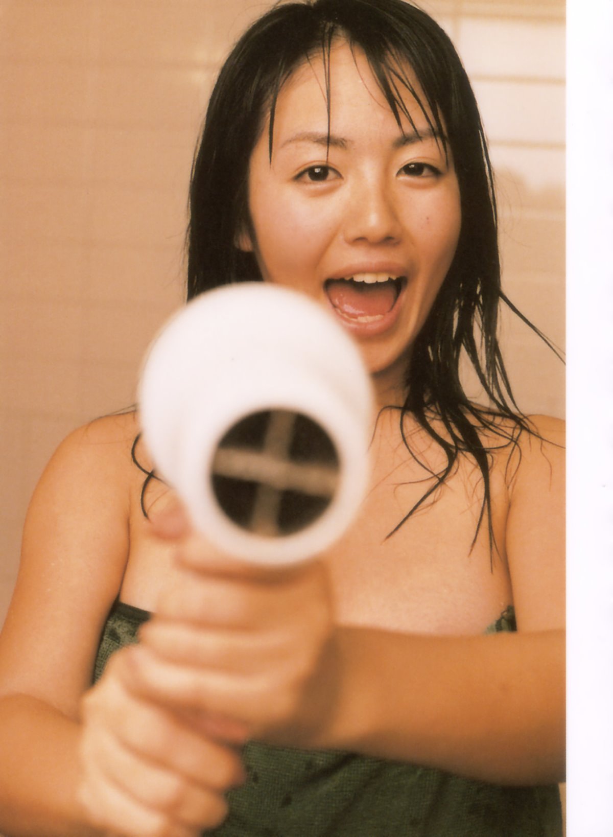 Photobook Sayaka Isoyama 磯山さやか Secret 0066 8758496105.jpg