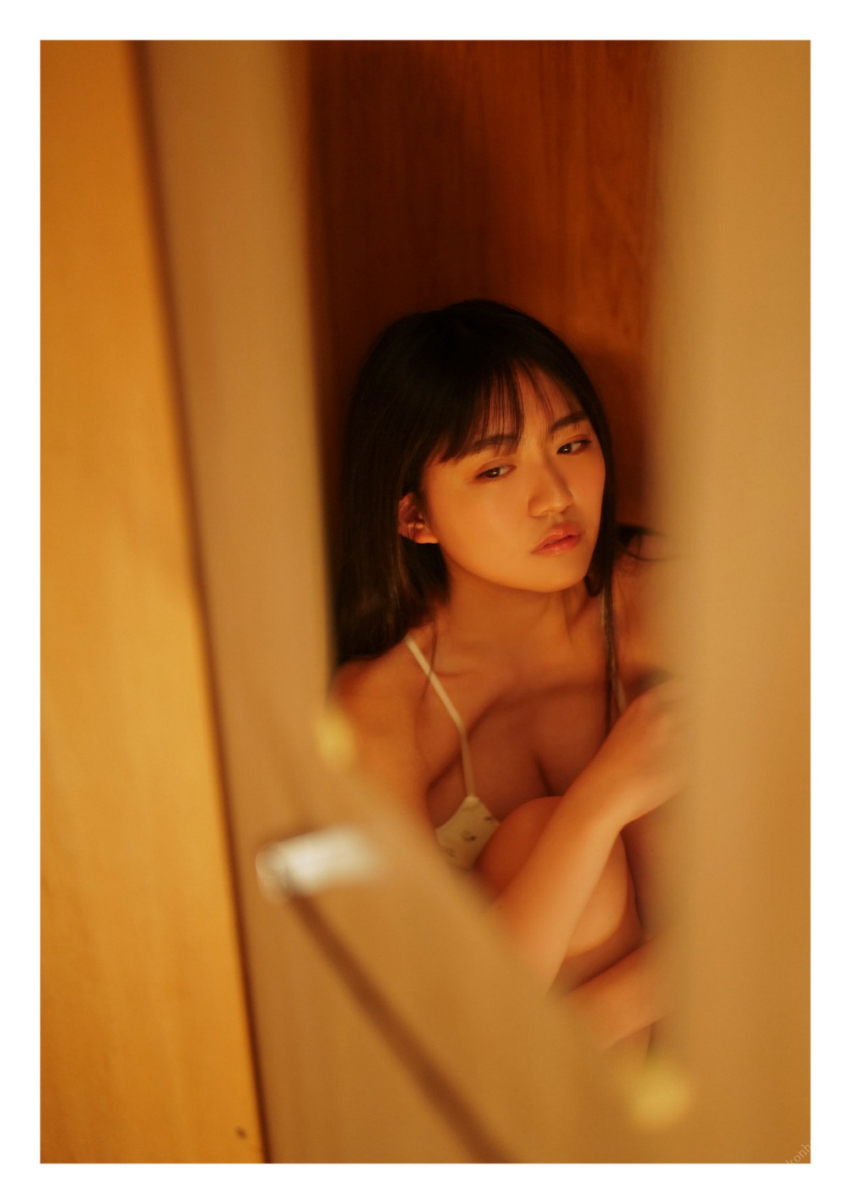 Photobook 2022 10 12 Runa Toyoda 豊田ルナ Teledigital 0025 5976995880.jpg