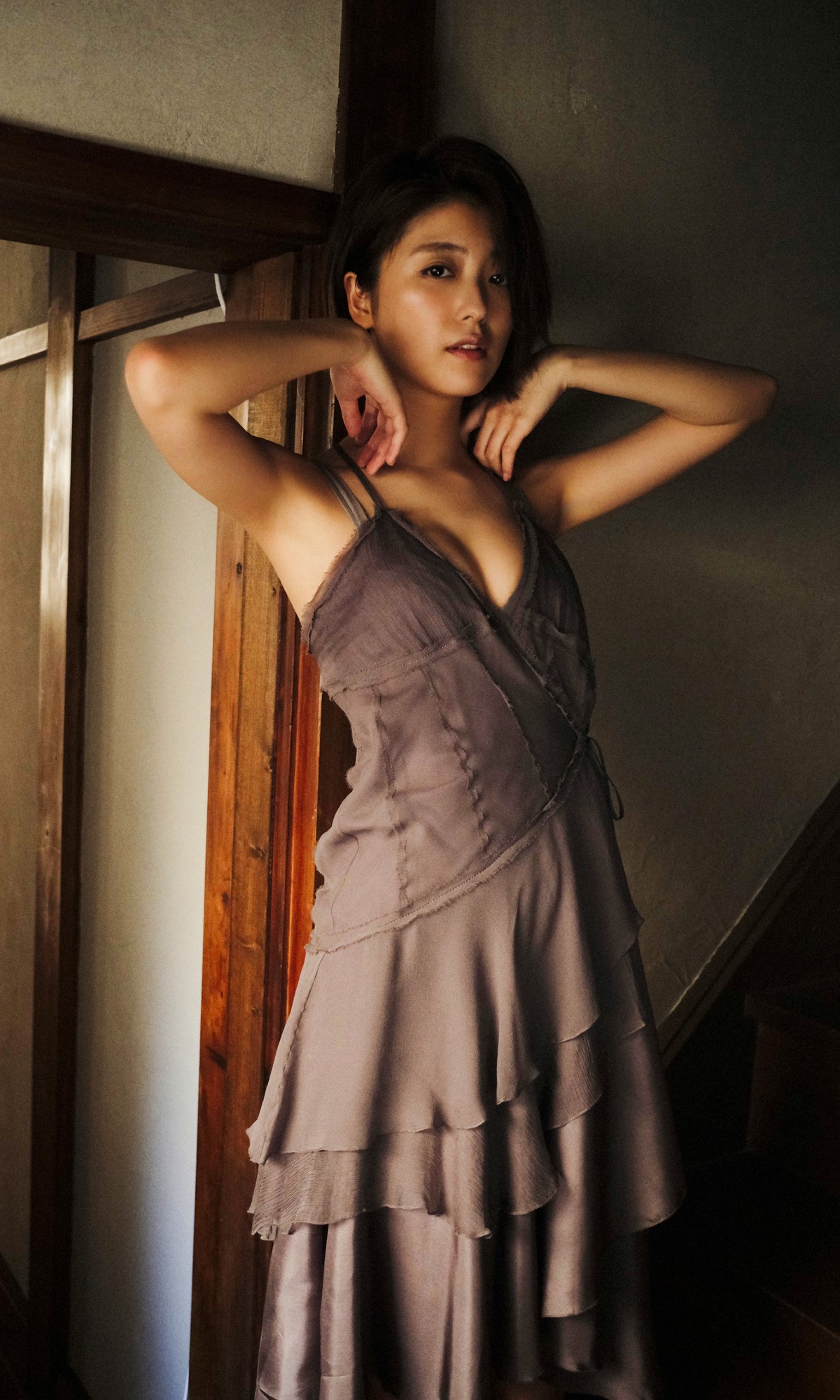 Photobook 2022 11 14 Mio Kudo 工藤美桜 Stand In The Light 0026 3145635518.jpg
