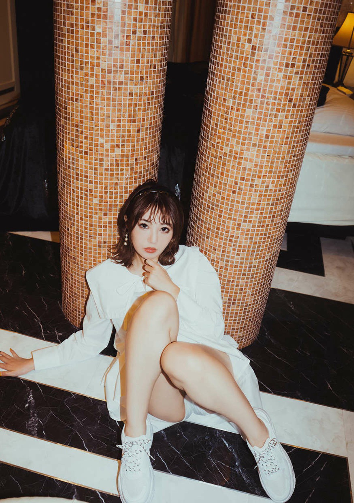 Photobook Tsubasa Amami 天海つばさ Escape No Watermark 0069 8455799184.jpg