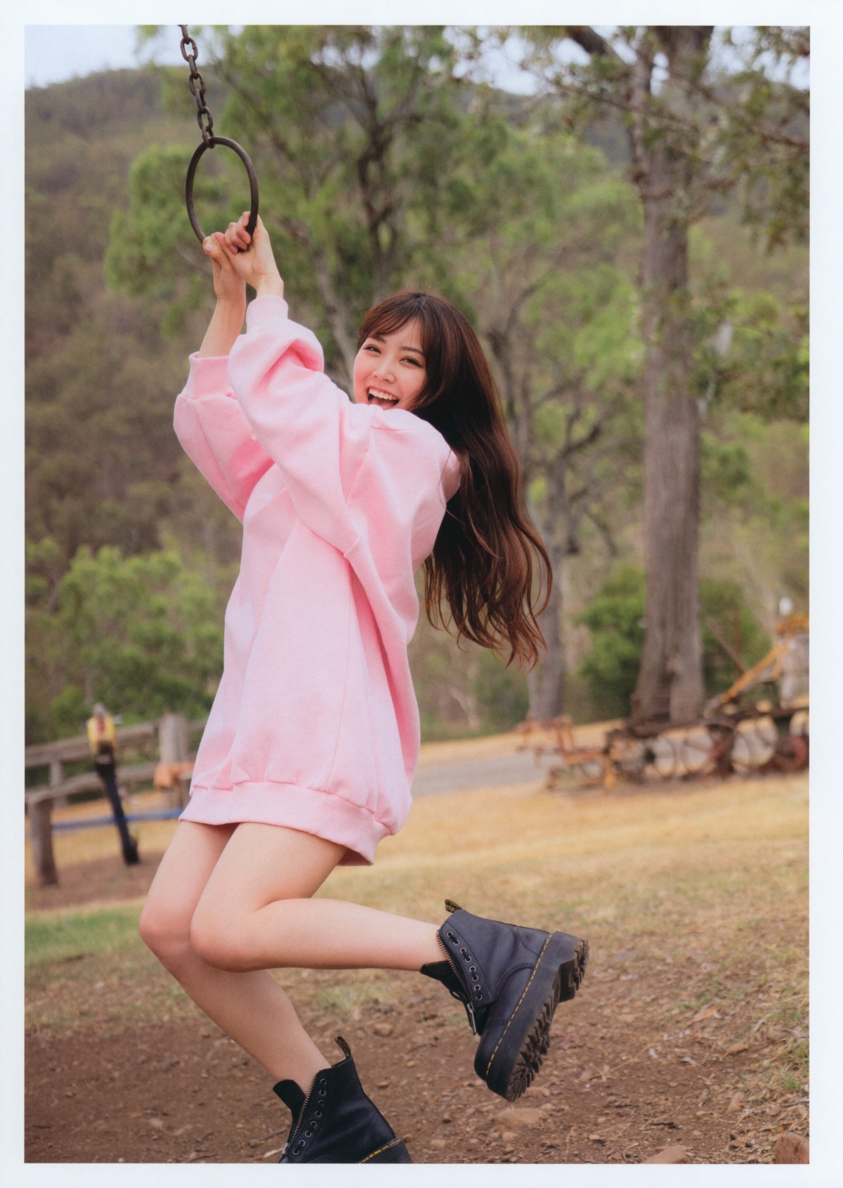 Photobook Miru Shiroma 白間美瑠 LOVE RUSH 0052 5349221439.jpg