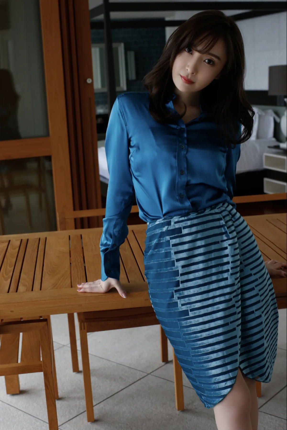 FRIDAYデジタル写真集 Ayumu Takeuchi 竹内渉 Bewitching Hips Vol 1 0002 4869906611.jpg
