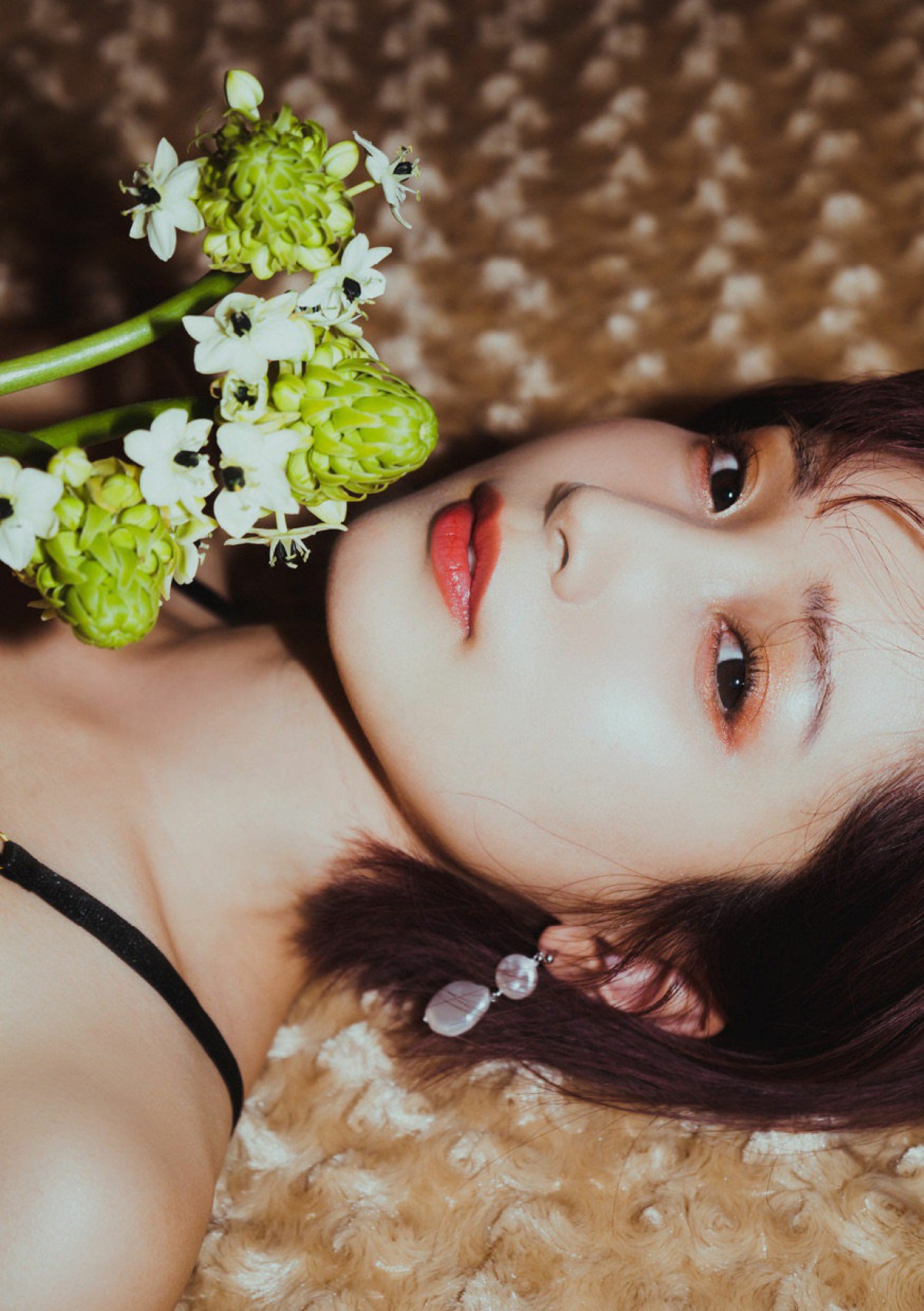 Photobook Minami Kojima 小島みなみ Escape No Watermark 0041 9938942988.jpg