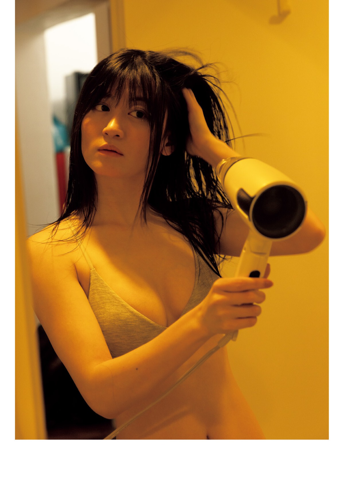 Photobook 2022 05 27 Kei Jonishi 上西恵 Sonomanma 0036 0504336307.jpg