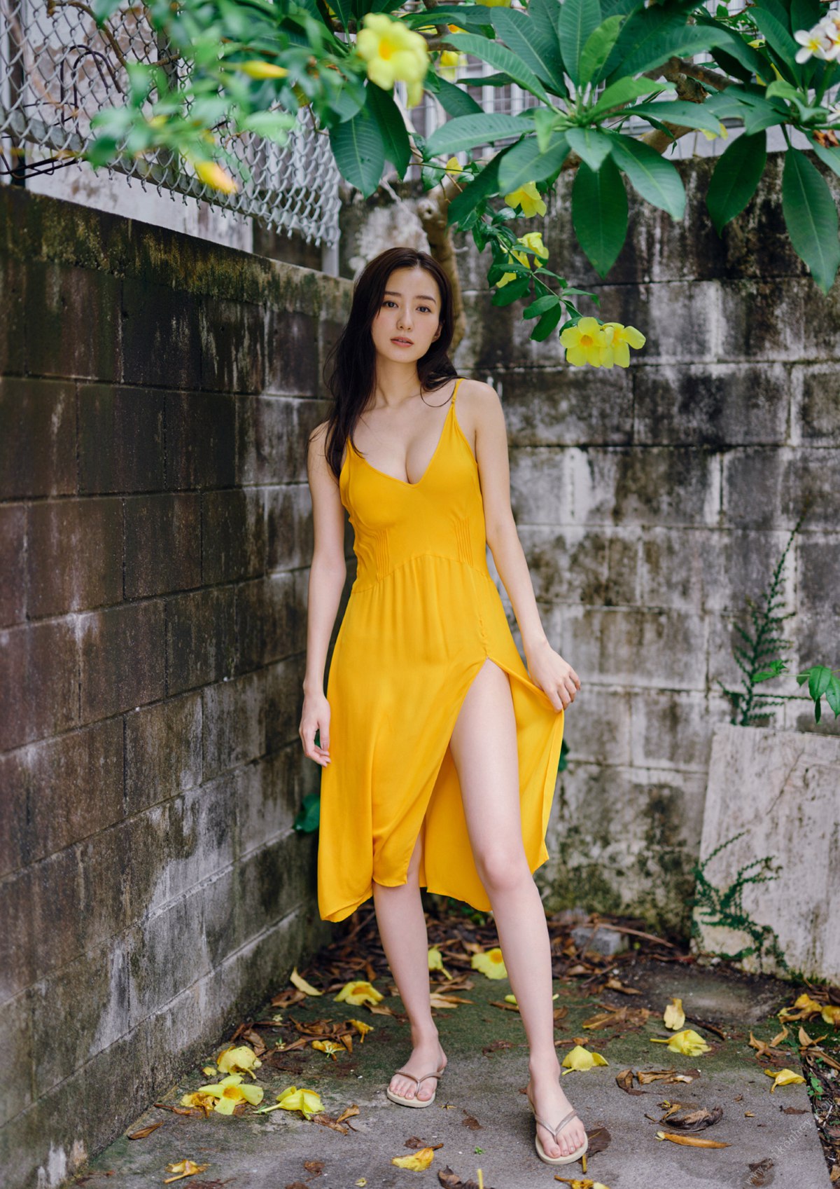 Weekly Pre Photo Book 2022 10 31 Riho Takada 高田里穂 Completed Unfinished Another Edition 0038 7798210293.jpg
