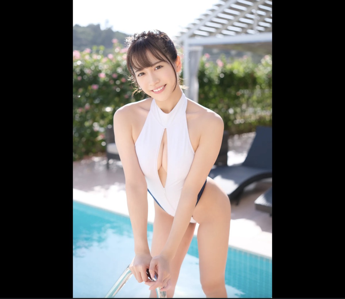 FRIDAYデジタル写真集 2023 04 30 Rin Sakura 桜りん Special 15 Cuts Released 0001 6949047745.jpg