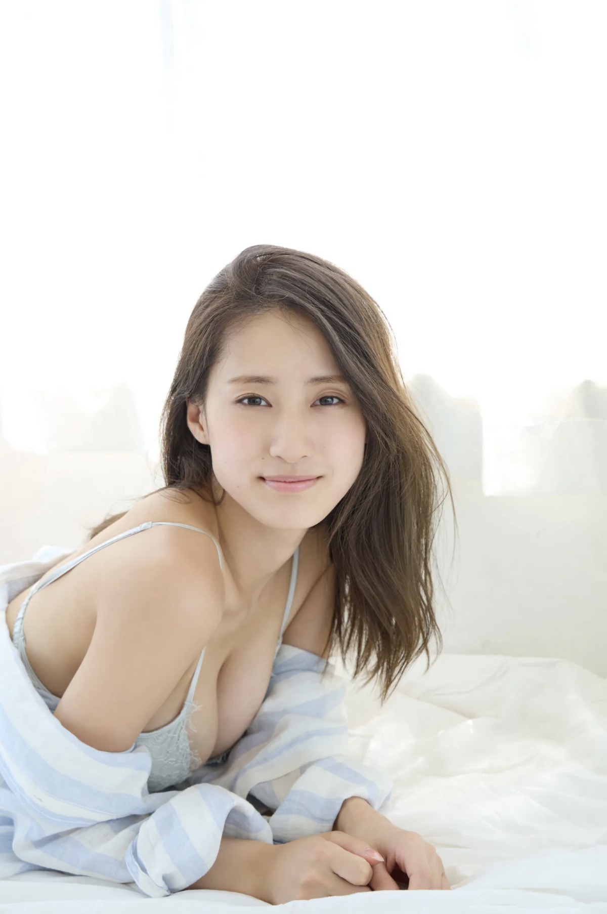 FRIDAY 2022 08 25 Ayano Sumida 澄田綾乃 Monthly Girl 0015 9547684787.jpg