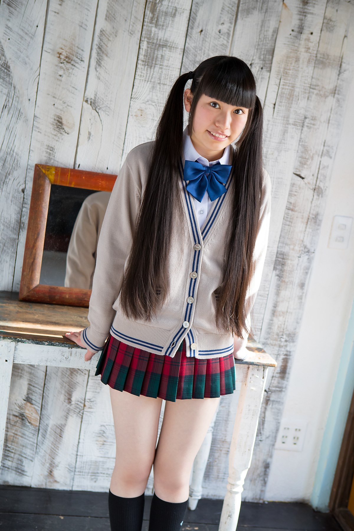 Minisuka tv 2017 04 06 Ayana Haduki Secret Gallery Stage1 4 1 0002 4837432214.jpg