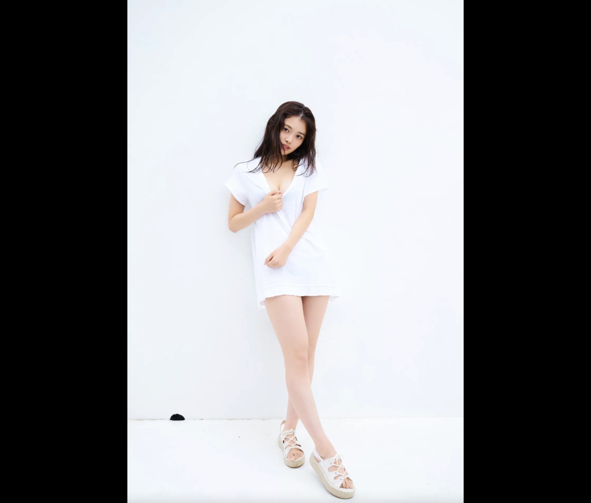FRIDAYデジタル写真集 Hinami Mori 森日菜美 Seaside Girl Full Version 0003 6764613219.jpg