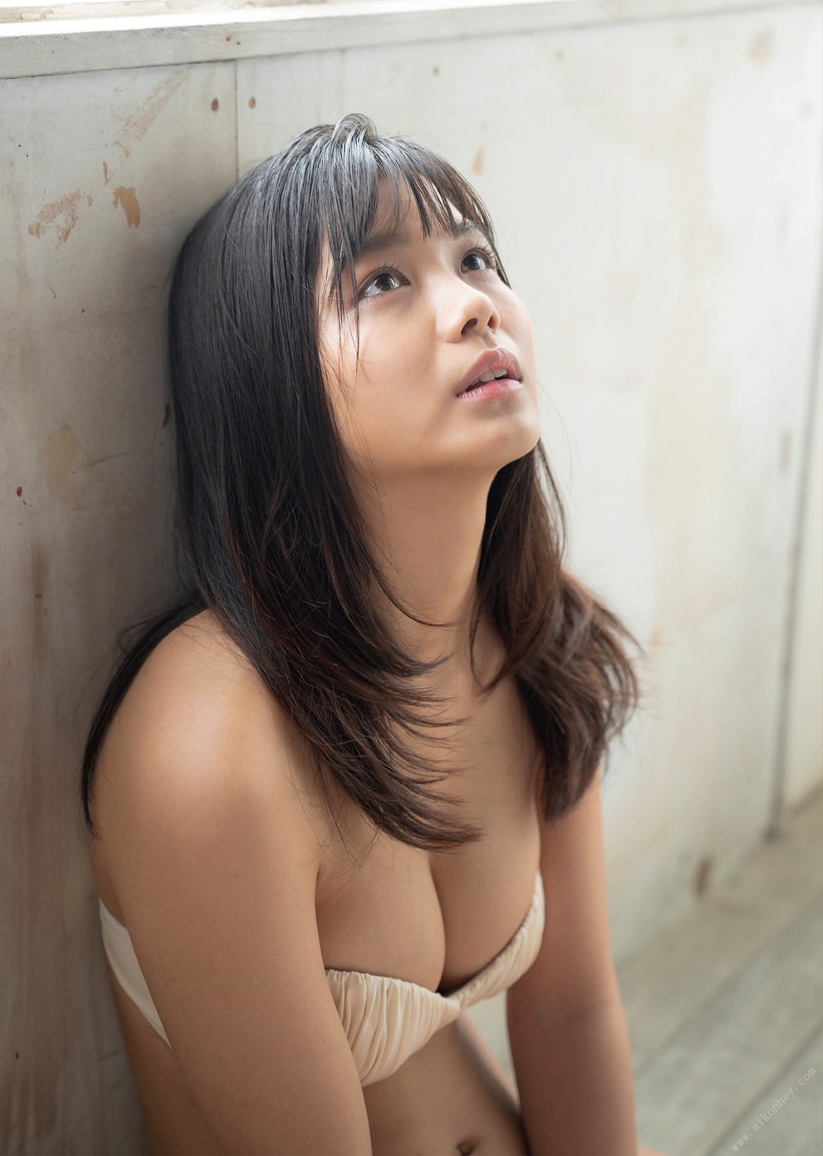 EX Taishu Photobook Nanami Asahi 朝日ななみ Always Sunny 2021 09 15 0065 2723477010.jpg