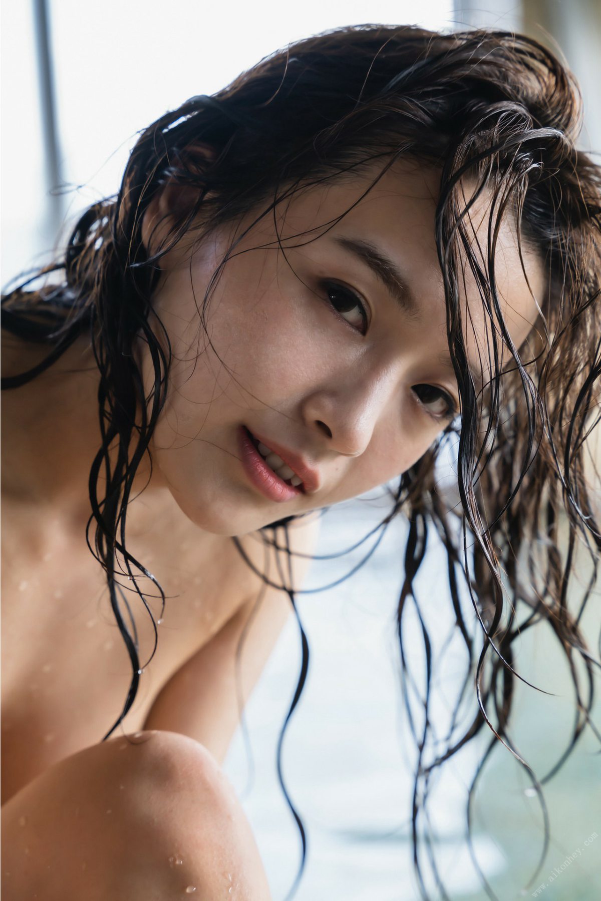 Photobook Ai Mukai 向井藍 Face to face 見つめあい 2021 08 13 0075 8218809274.jpg