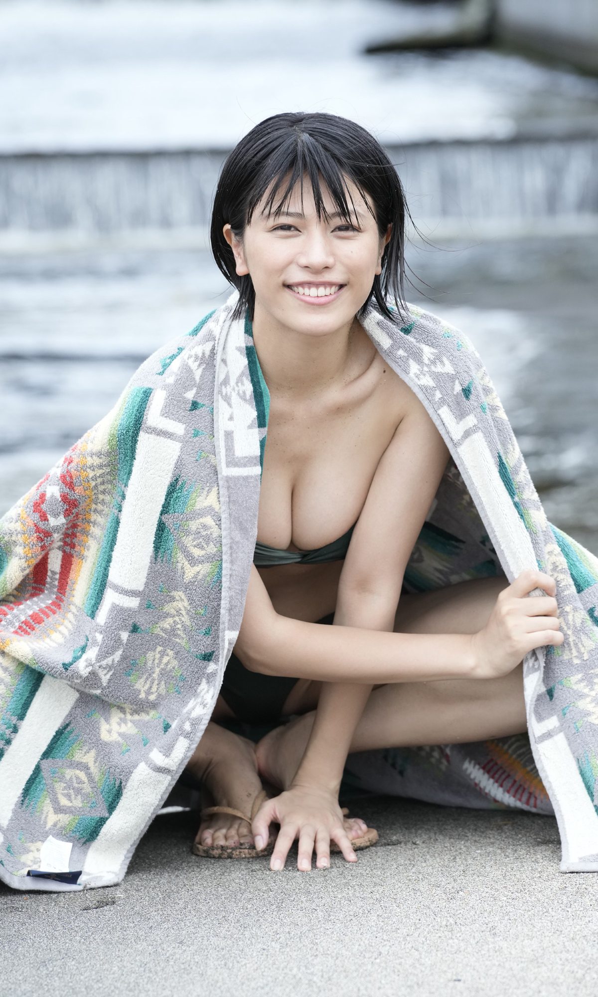 Photobook デジタル限定 春川芽生写真集 イケメンすぎる美女 週プレ PHOTO BOOK 0012 7911071809.jpg