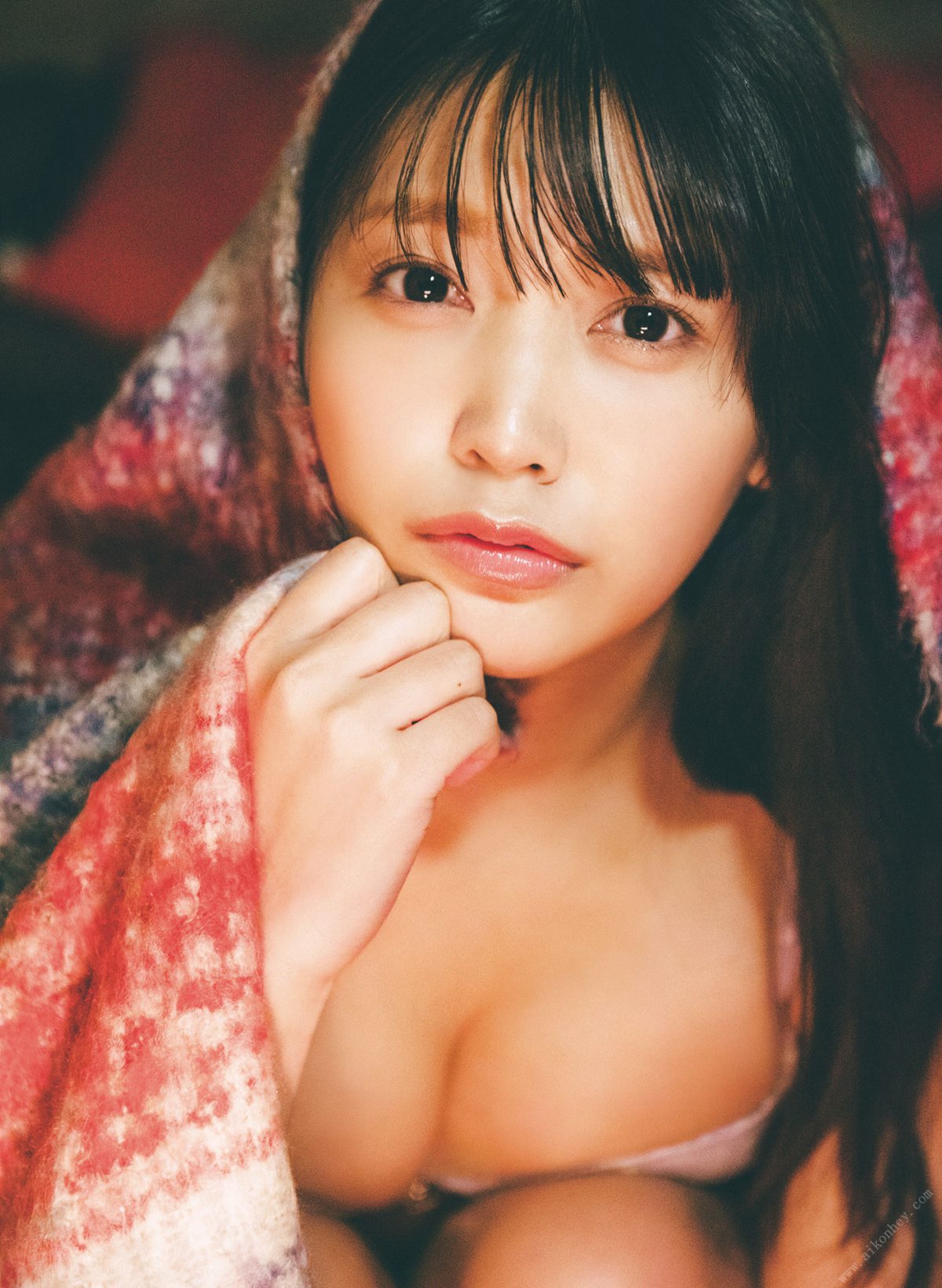 Photobook 松下玲緒菜2nd写真集 in the seasons 0027 2737762208.jpg