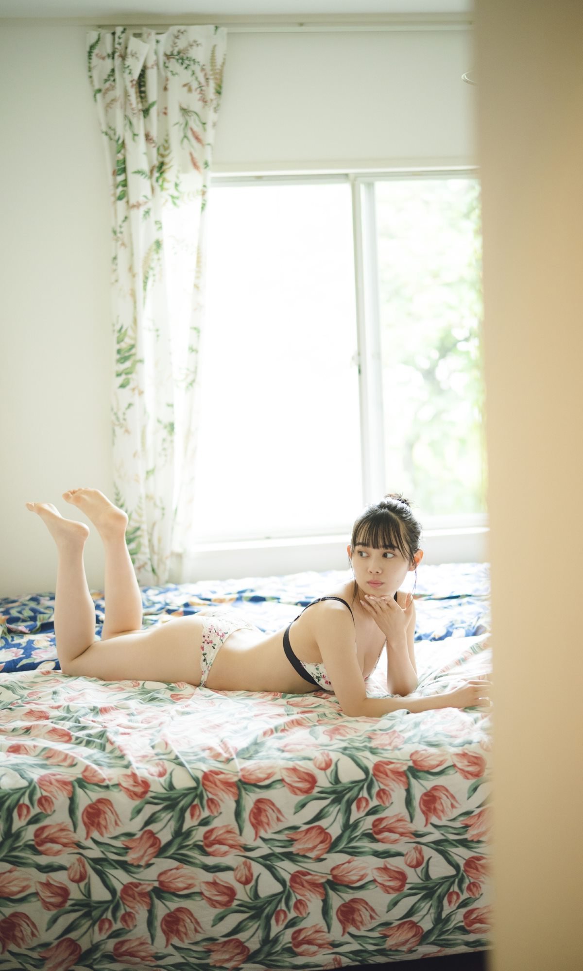 Weekly Photobook Saeko Kondo 近藤沙瑛子 Actually I am 実は私って 2022 07 04 0038 6918734683.jpg