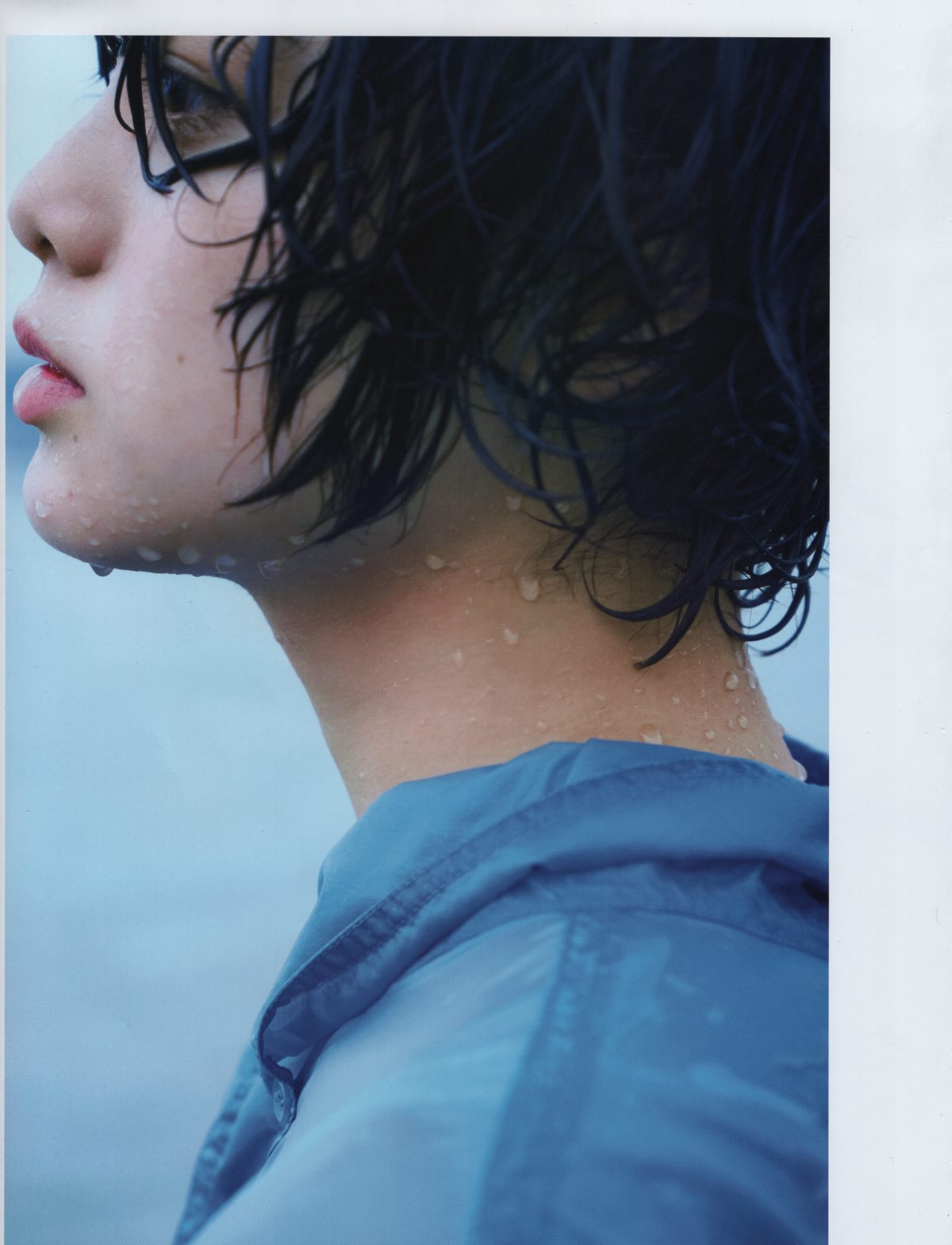 Photobook Keyakizaka46 Photobook – 21nin no Mikansei 欅坂46 ファースト写真集 21人の未完成 B 0066 8474171657.jpg