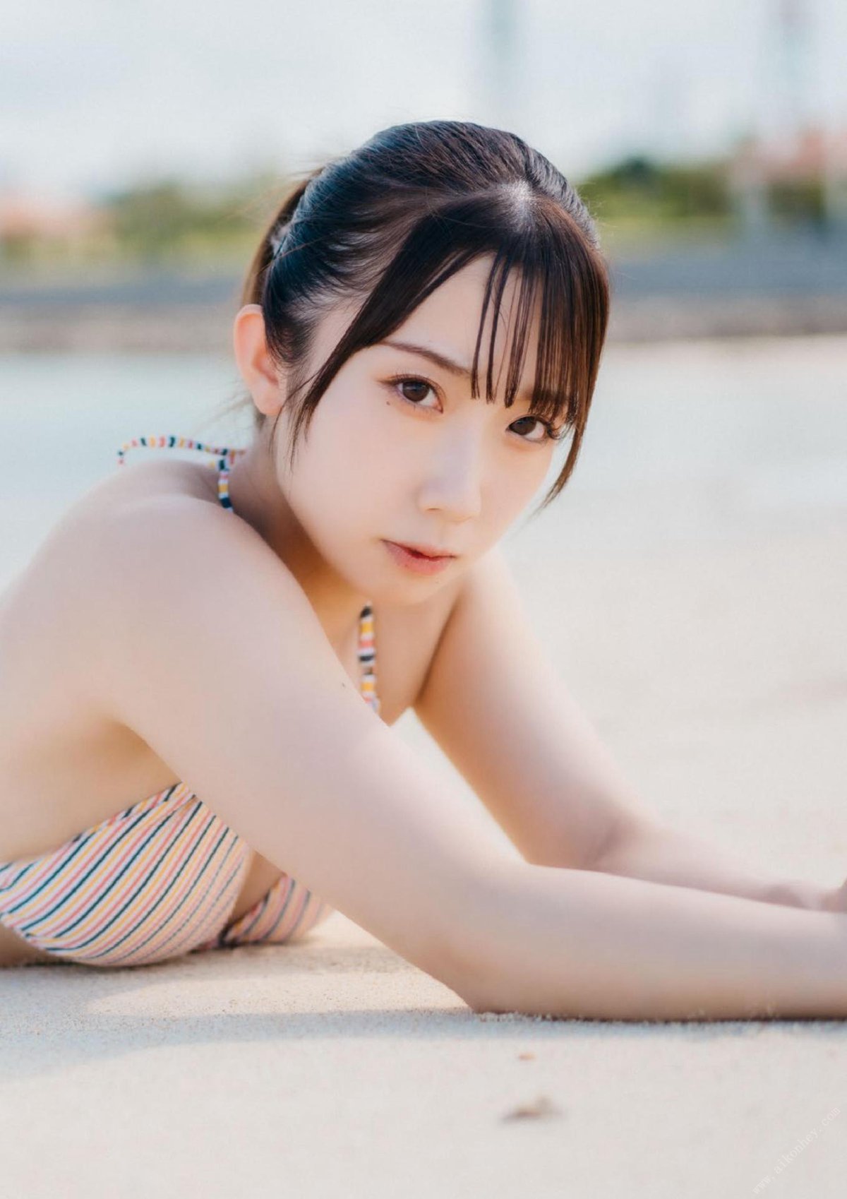 Photobook Momo Taiga 大河もも Vibrant  2021 12 28 B 0019 1612806356.jpg