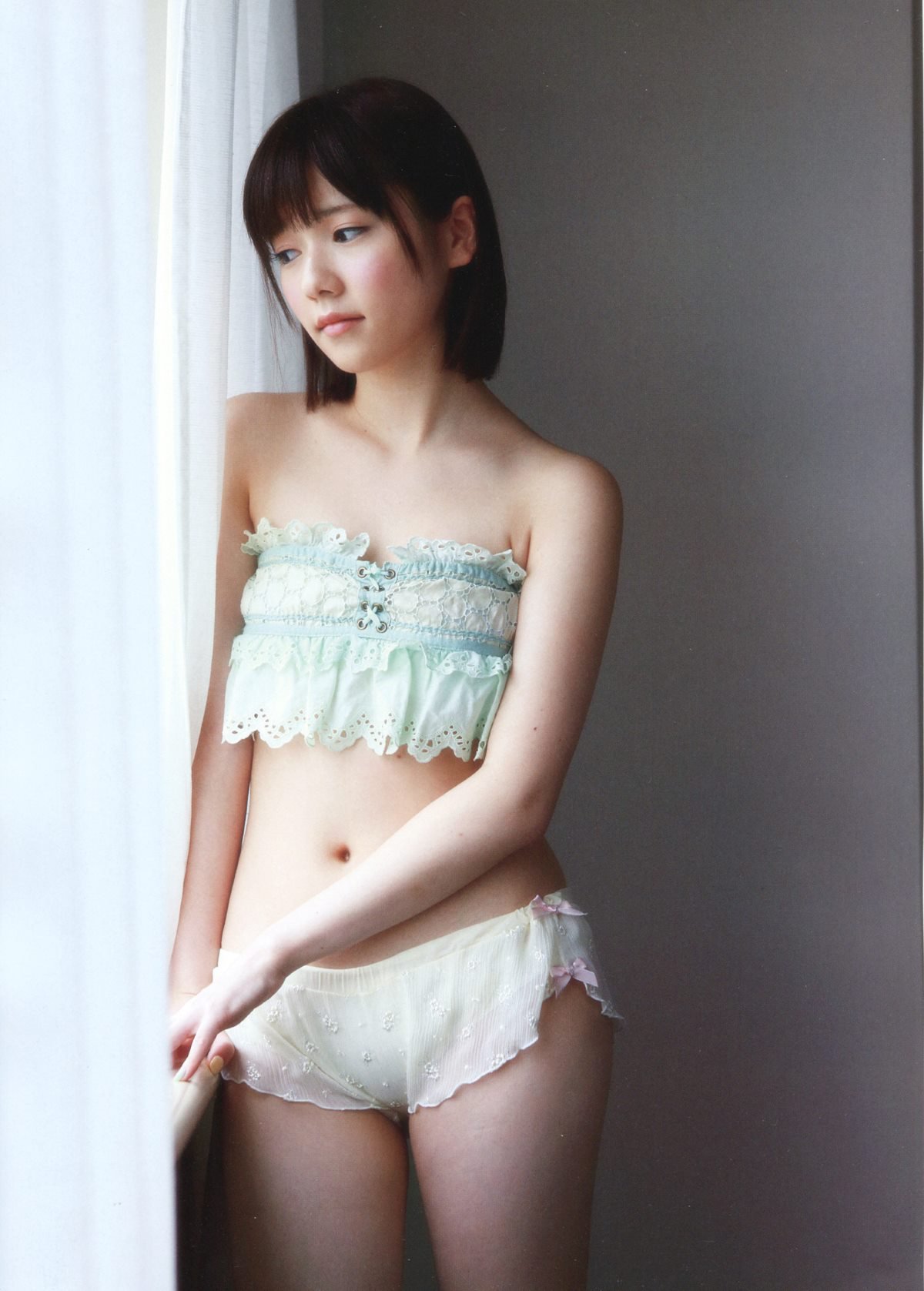 Photobook Haruka Shimazaki 島崎遥香 1st Photobook Paruru Komaru  ぱるる、困る 2013 07 19 A 0068 7200997267.jpg