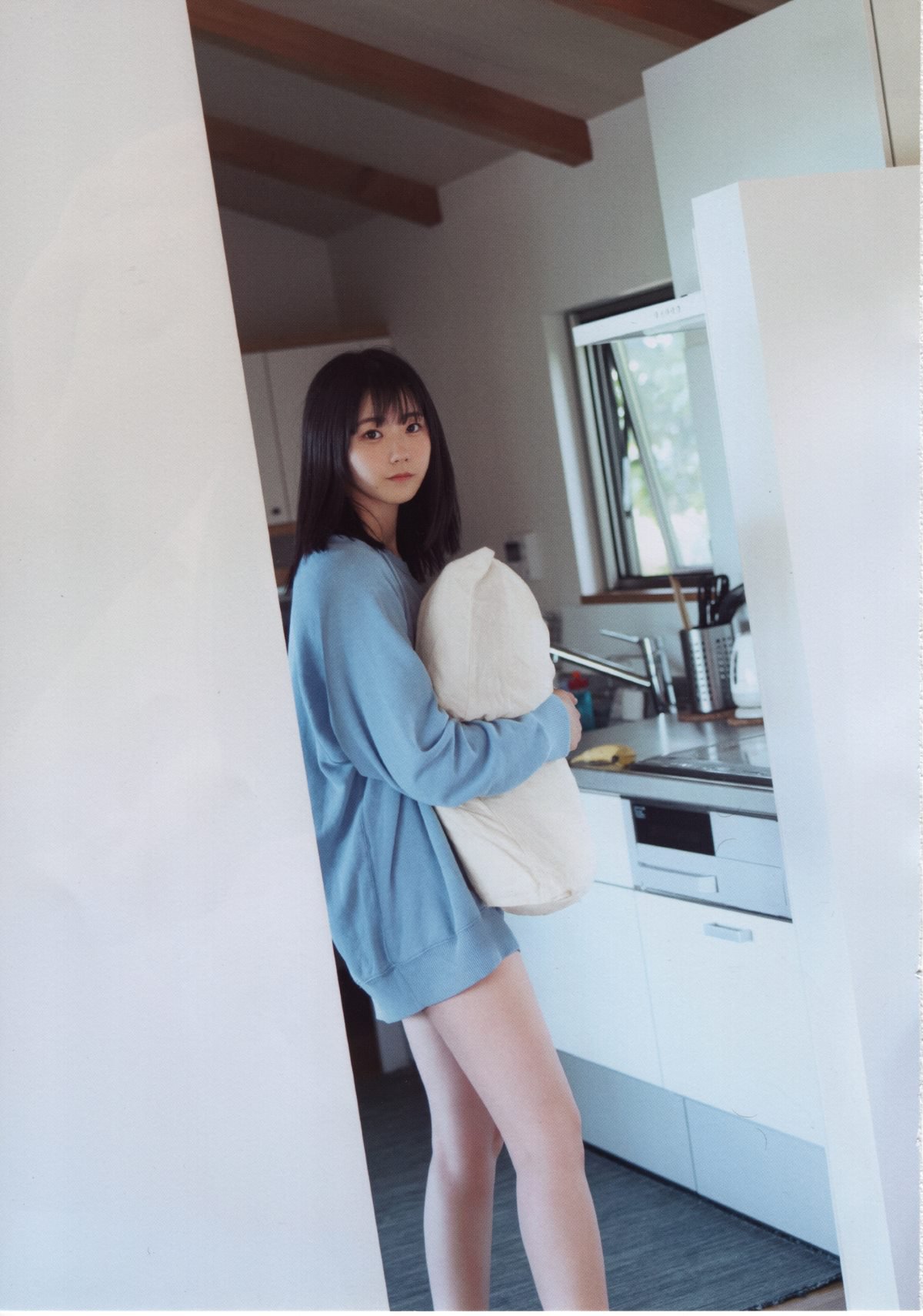 Photobook Yumiko Takino 瀧野由美子 1st Photobook I dont know you well yet 君のことをまだよく知らない 2021 09 22 0031 4352281992.jpg