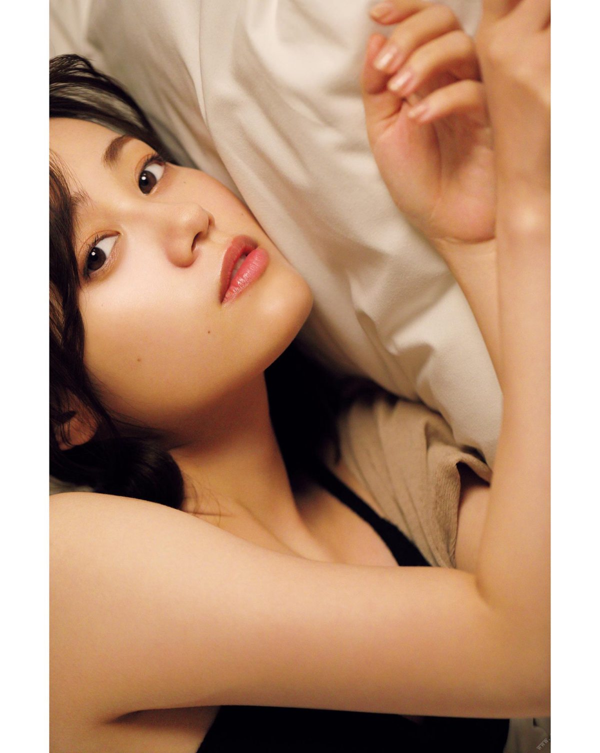 Photobook Miku Ito 伊藤美来 Sheer 2021 12 15 00155 5328242331.jpg