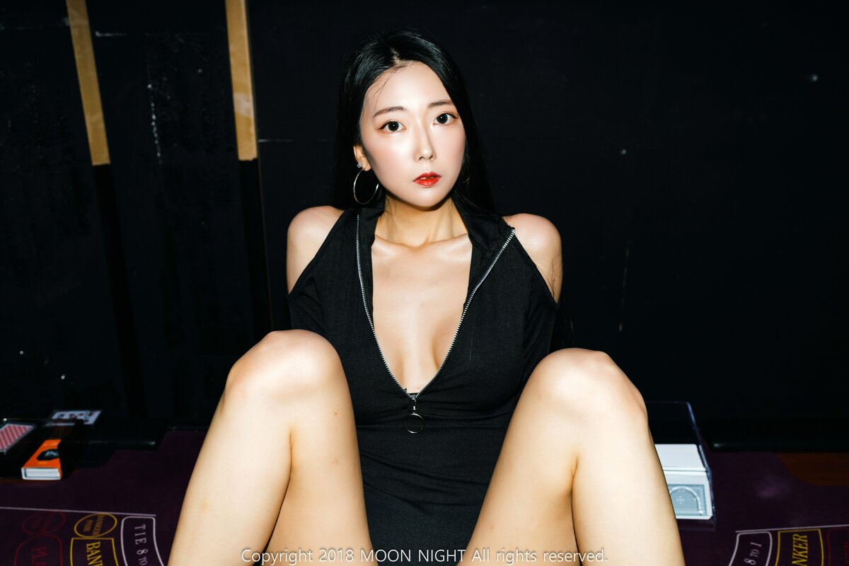 Moon Night Snap Mona 모나 Vol 49 Visit SM Club 0017 5242742143.jpg