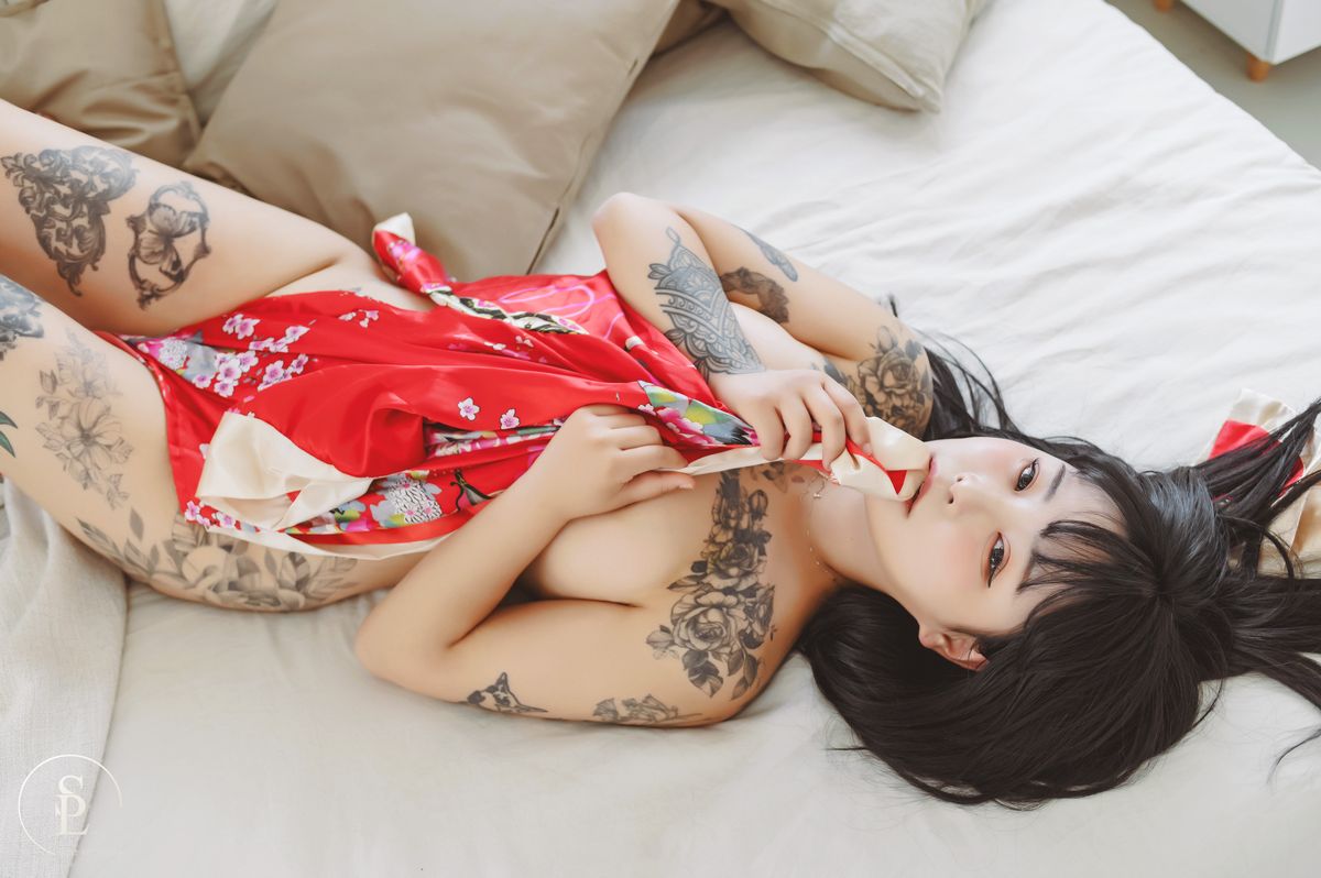 SaintPhotoLife Jeon Bo Yeon 전보연 Vol 07 Leopard And Red Kimono 0058 5082937654.jpg