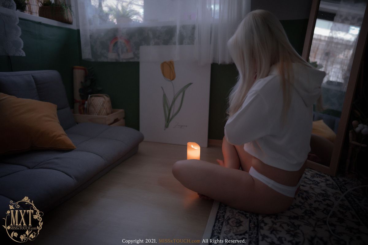 MISS TOUCH YUNAING 유나 Vol 35 A 0042 3793764585.jpg