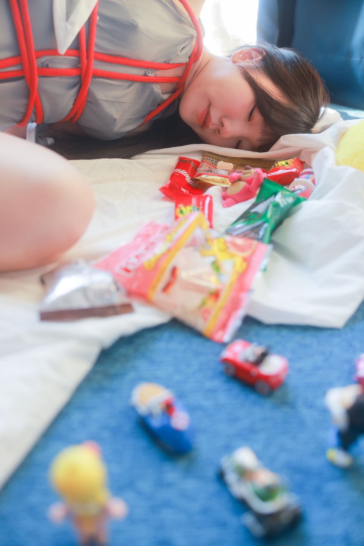 SWEETBOX Yeri Packaging Girl B 0024 1081652839.jpg