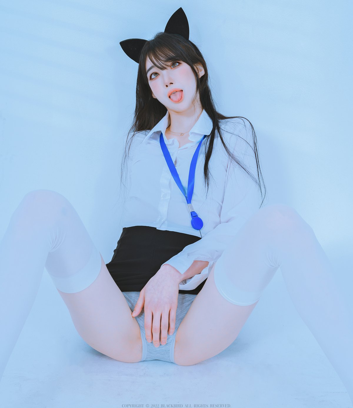 Blackbird Yuri No 01 Office look 0009 4071460707.jpg