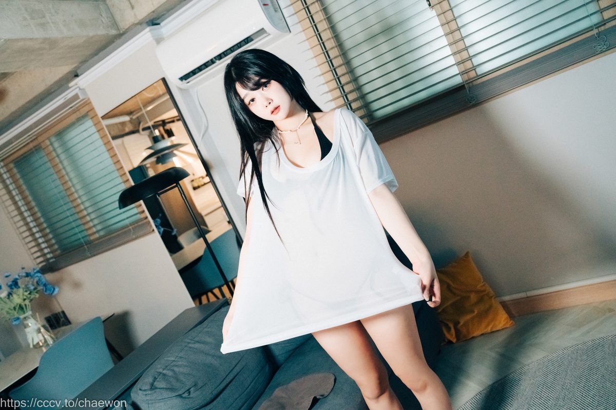 Loozy Zia 지아 x Sonson 손손 Yuri Girls Love A 0012 2635437091.jpg