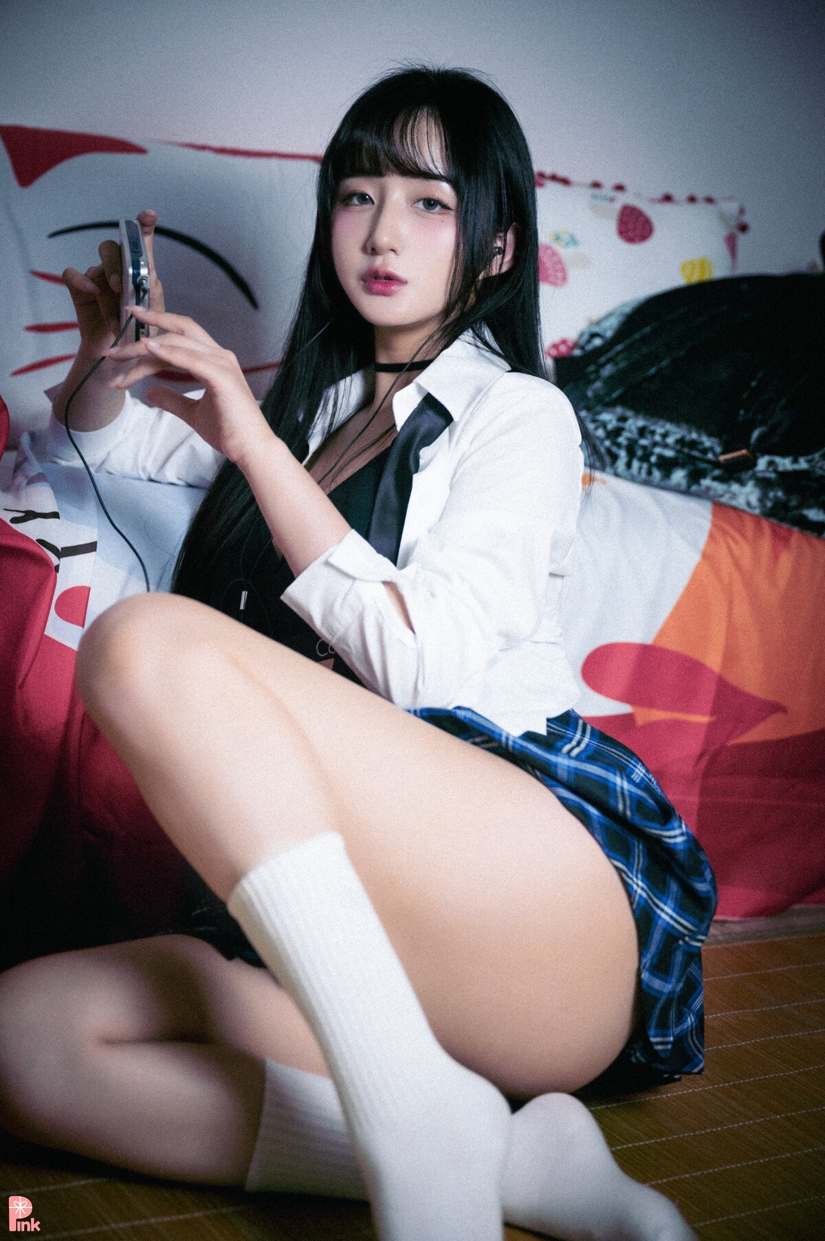 PINK RIBBON Jina 지나의 교복 생활_Dark ver 0016 5039487179.jpg