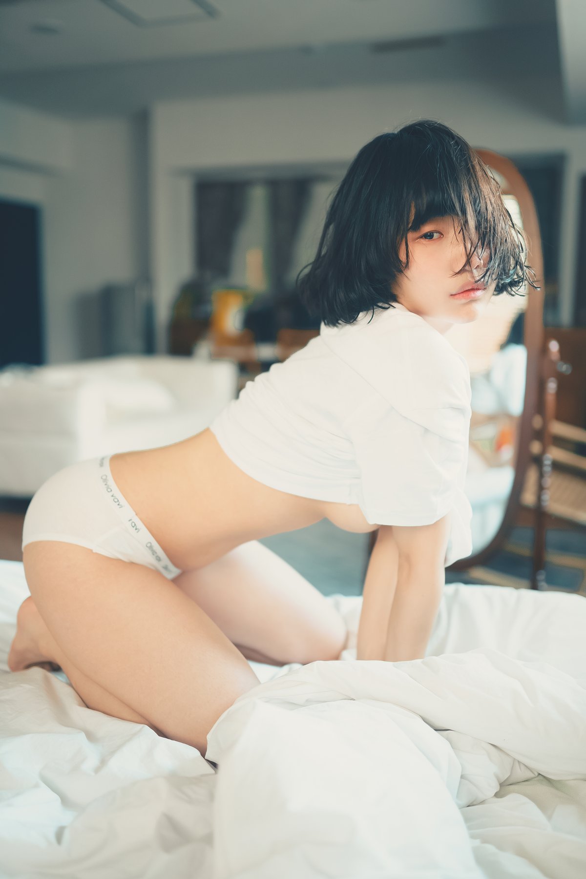 Mimmi 밈미 White A 0011 3027045311.jpg